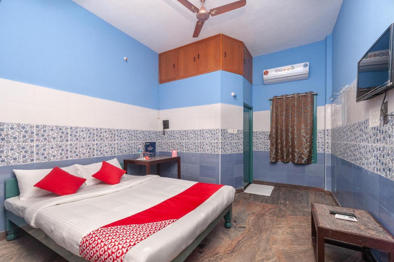 Oyo 24053 Auro Gp Guest House Όρβιλ Εξωτερικό φωτογραφία