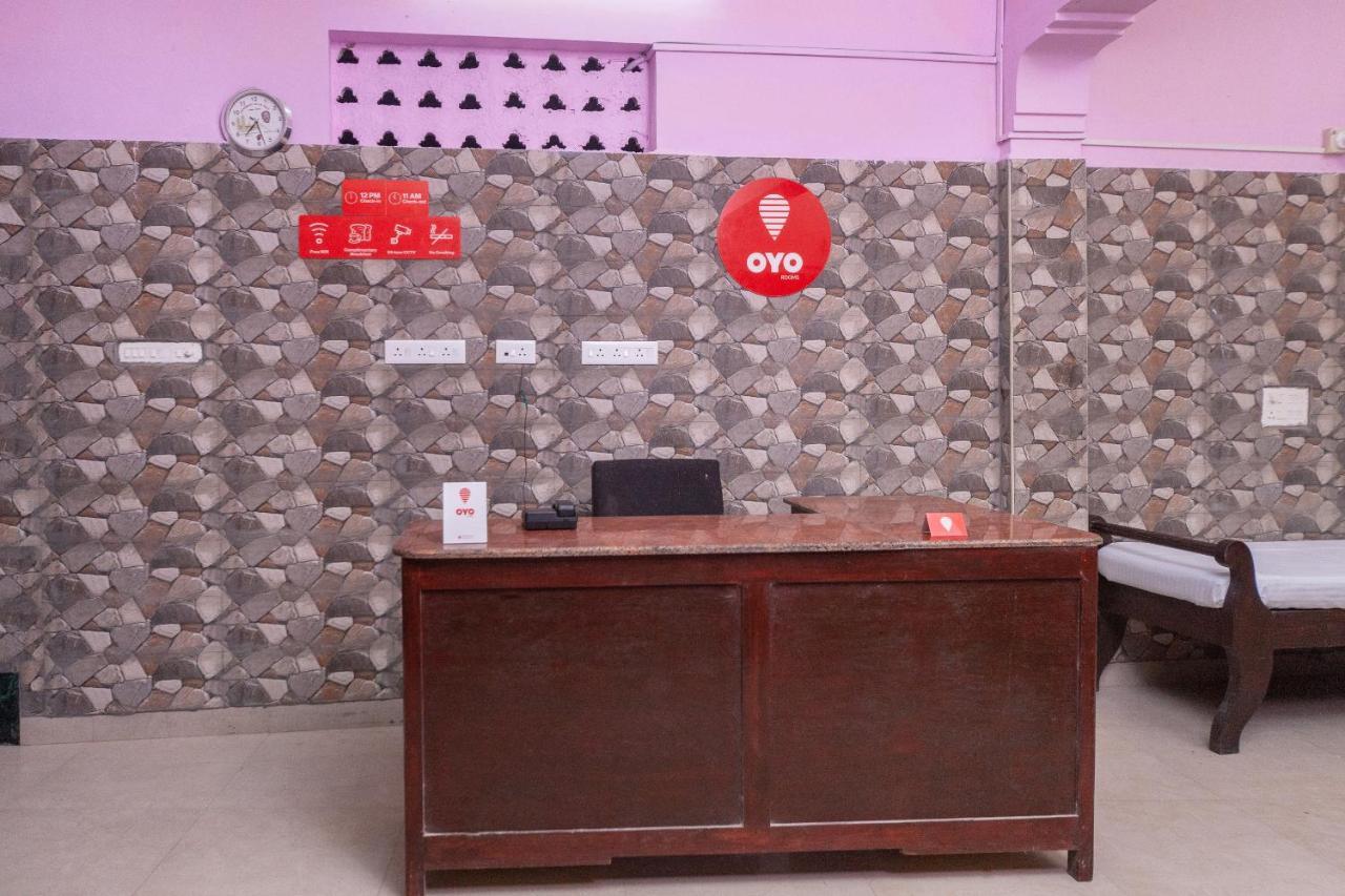 Oyo 24053 Auro Gp Guest House Όρβιλ Εξωτερικό φωτογραφία